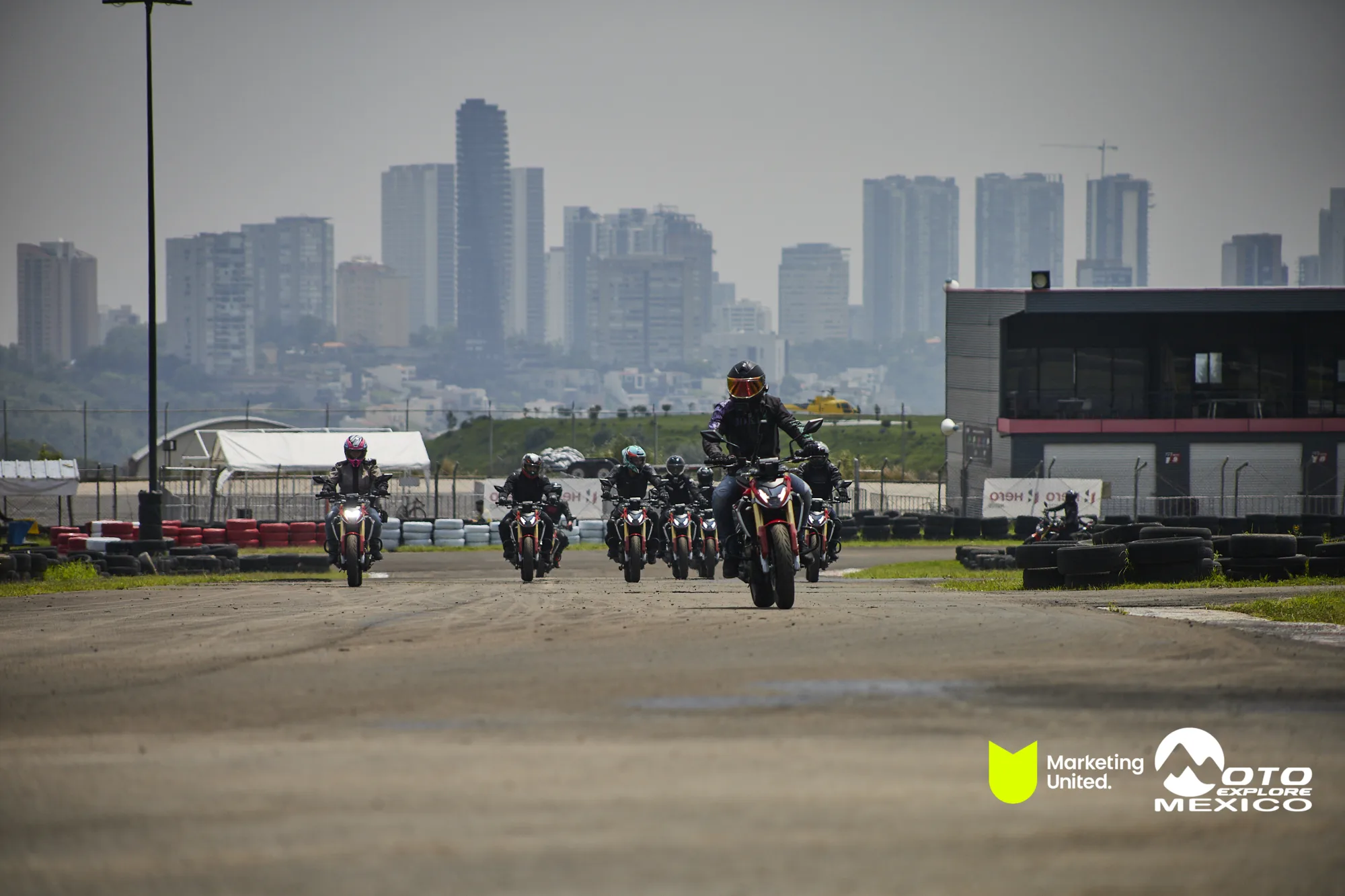 HUNK TRACKDAY 313